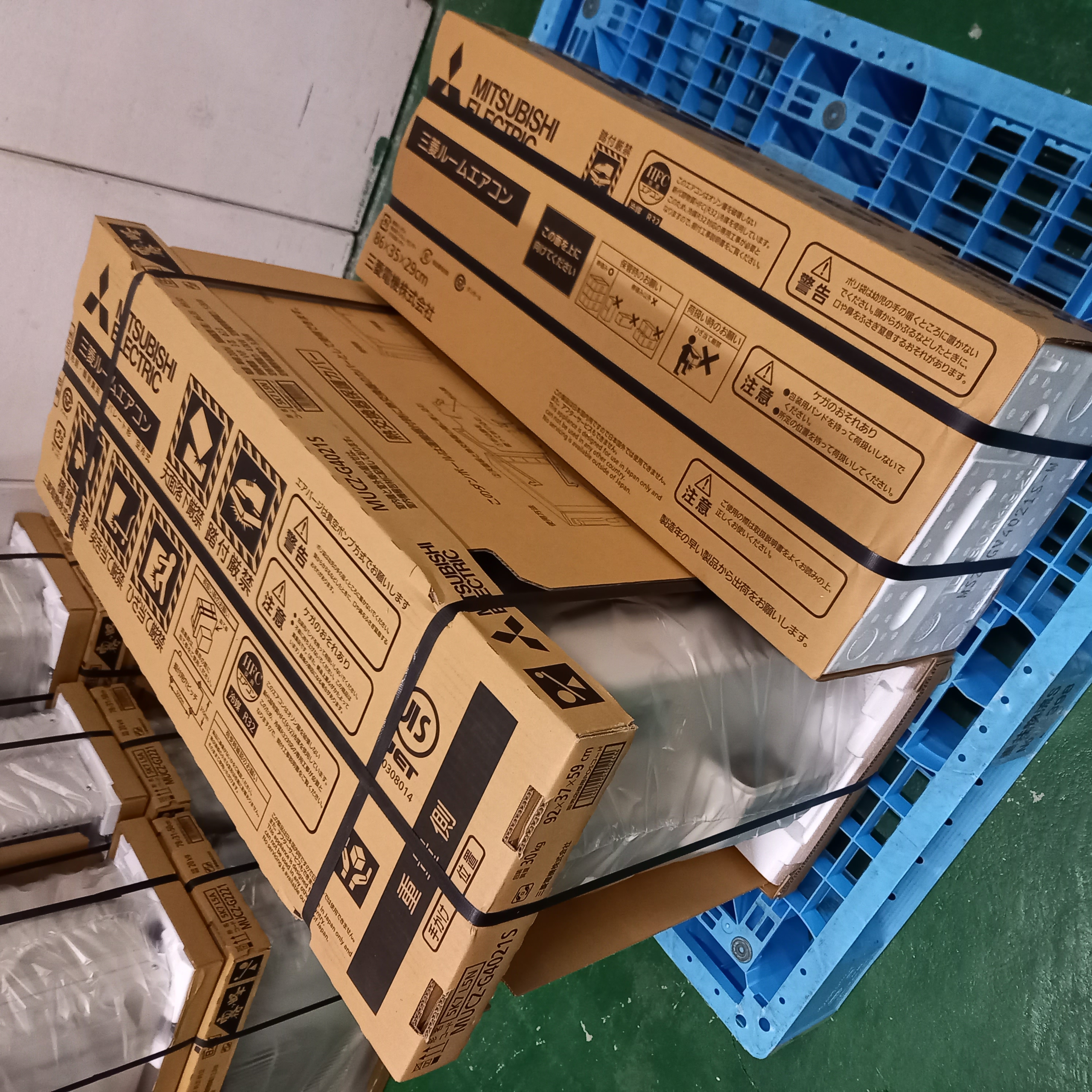 エアコン 単相200V 三菱電機 ルームエアコン 14畳 霧ヶ峰 GVシリーズ ピュアホワイト MSZ-GV4021S-W 最高の品質の